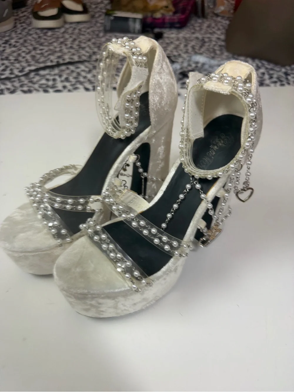 Sugar Thrillz Holy Revelation WhiteVelvet PearlGoth Angel Platform Heels 7*FLAWS